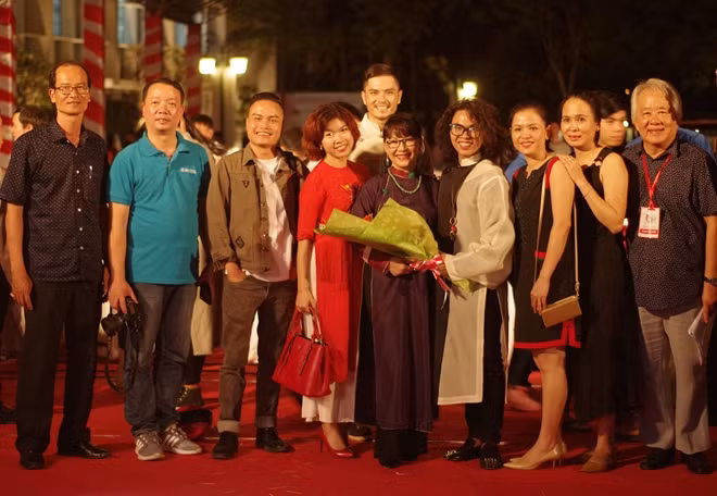 Một số hình ảnh khác của đêm nhạc.