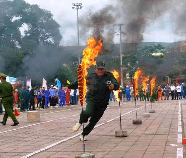 VĐV tham gia hội thao.