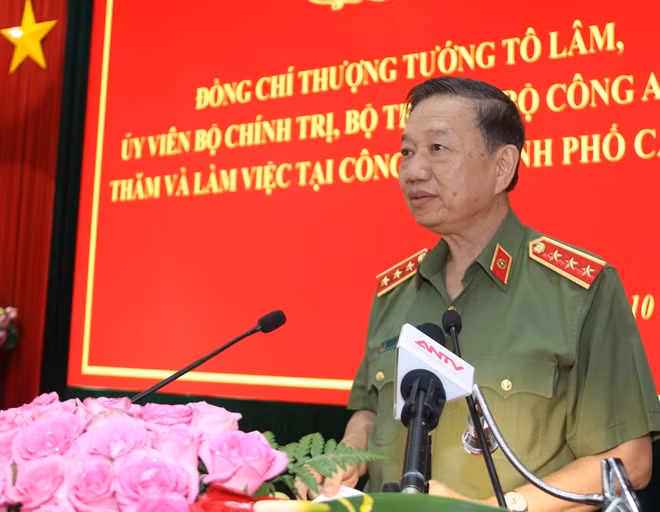 Bộ trưởng Tô Lâm, phát biểu chỉ đạo tại buổi làm việc với Công an và Cảnh sát PCCC TP Cần Thơ.
