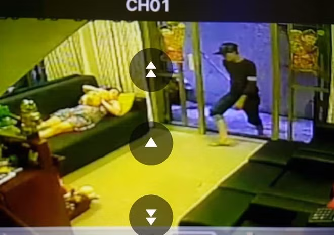 Hình ảnh vụ cướp bị camera ghi lại