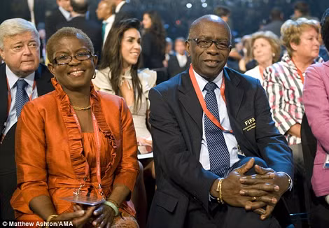 Cựu PCT FIFA Jack Warner là 1 trong số 9 người liên quan đến nghi án tham nhũng.