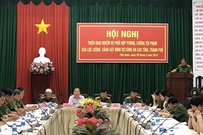 Các đại biểu tham dự Hội nghị.