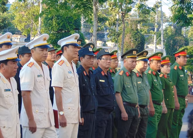 CBCS Công an tỉnh Bạc Liêu tại lễ ra mắt Tổ công tác 238