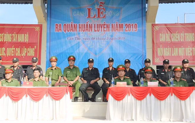 Trung đoàn CSCĐ Tây Nam Bộ, tổ chức lễ ra quân huấn luyện năm 2019.