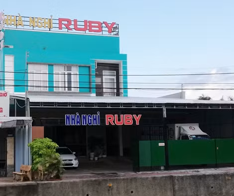 Bị đánh ghen phải nhập viện