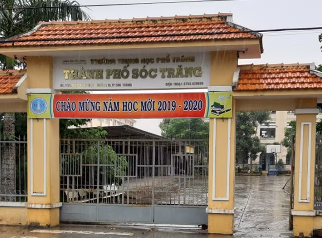 Trường THPT TP Sóc Trăng.