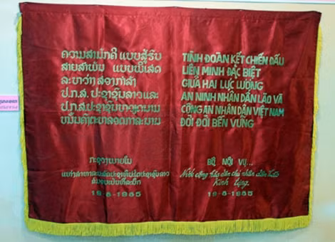 Một số hiện vật tại triển lãm.