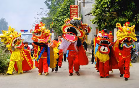 Múa lân trong ngày Tết Trung thu.