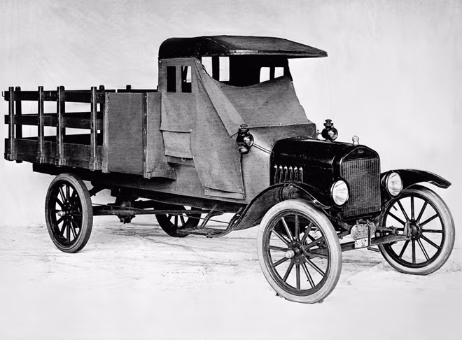 Model TT, mẫu xe tải đầu tiên do Ford chế tạo