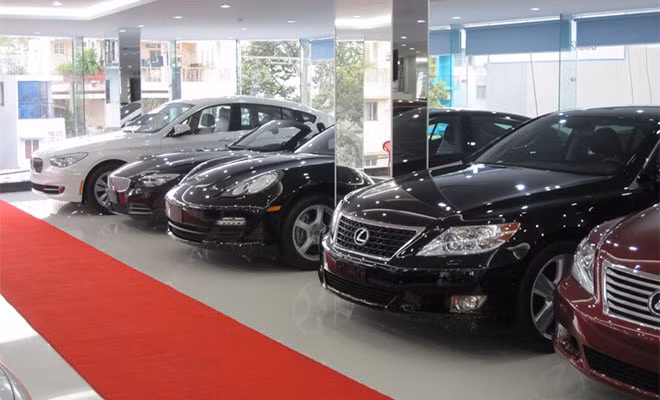 Lượng ô tô nhập khẩu vào Việt Nam trong tháng 12/2016 tăng mạnh - Ảnh minh hoạ