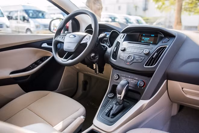 Nội thất Ford Focus Trend vừa ra mắt Việt Nam