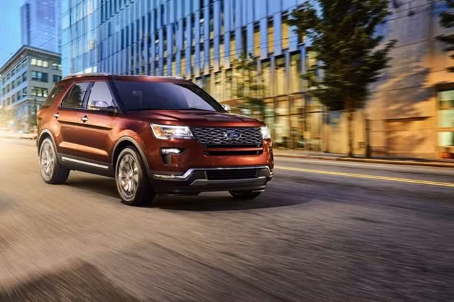Ford Explorer là một trong những mẫu xe được người Mỹ sử dụng lâu nhất - Ảnh minh hoạ.