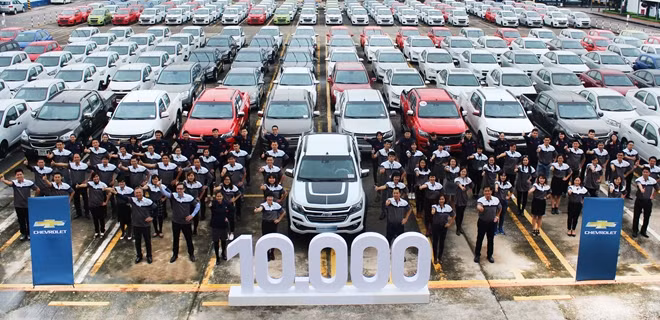 GM Việt Nam vừa bàn giao chiếc Chevrolet thứ 10.000 trong năm 2017