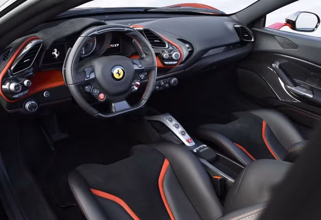 Nội thất Ferrari J50 - Ảnh: Road&Track