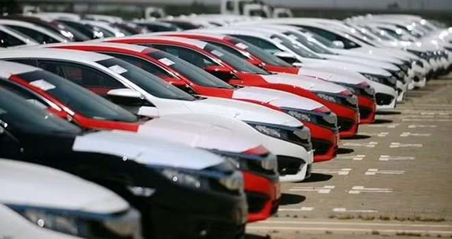 Lượng xe nhập khẩu bán ra ở thị trường Việt Nam đang có chiều hướng tăng mạnh - Ảnh minh hoạ.