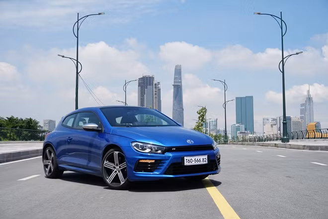 Volkswagen hiện đang phân phối 6 dòng xe và sở hữu 5 đại lý chính thức trên toàn quốc