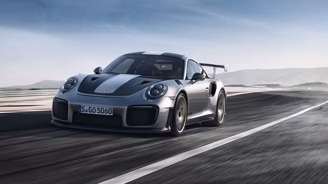 Porsche 911 GT2 RS được công nhận là mẫu xe thương mại mạnh nhất thế giới