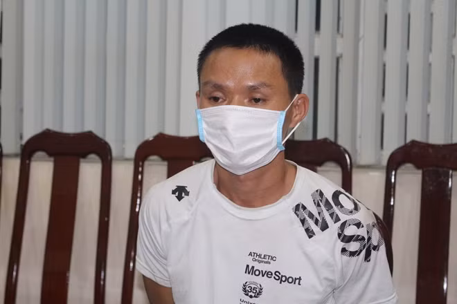 Mười được đưa về Công an Đồng Nai.