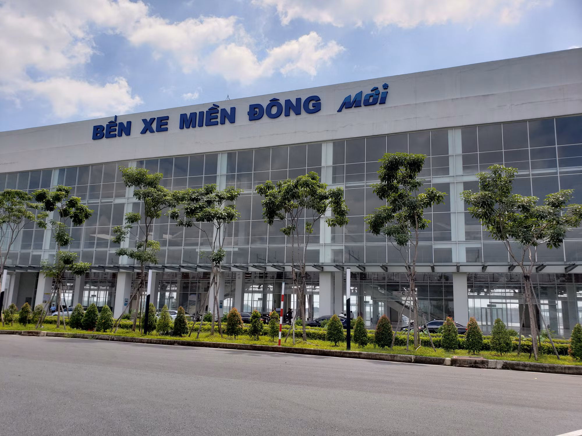 Chính thức đưa Bến xe Miền Đông mới vào hoạt động