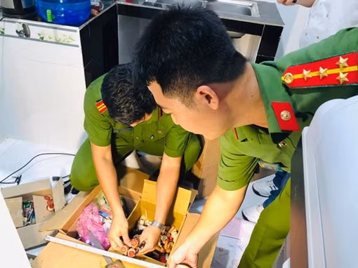 Báo động vấn nạn bằng cấp, tài liệu giả ảnh 3