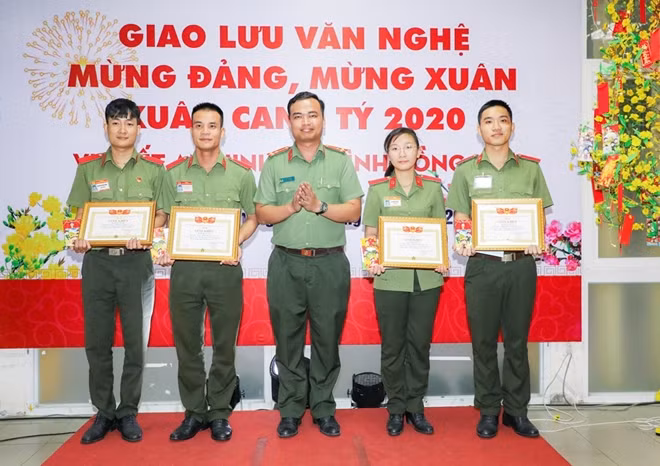 Các học viên đạt giải tại các phần thi
