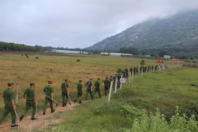 Công an Tây Ninh thực hiện công tác dân vận