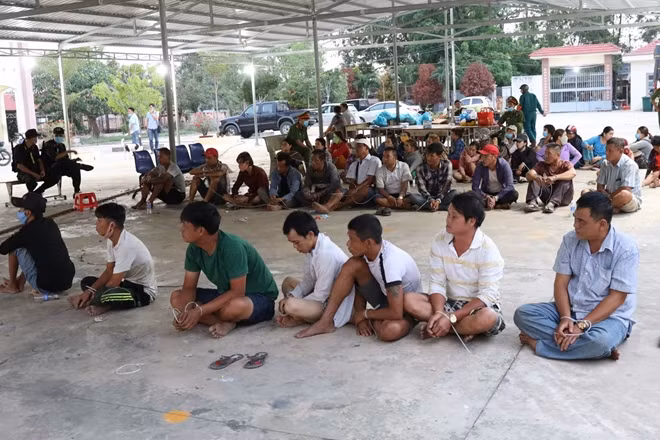 Các đối tượng tại cơ quan Công an