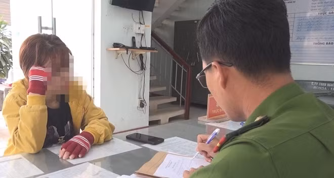 Đối tượng Yến tại cơ quan Công an (ảnh X.A)