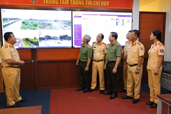 Trung tâm thông tin chỉ huy Cảnh sát giao thông