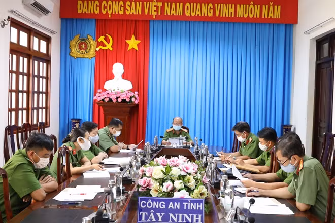 Công an Tây Ninh họp xét, đề nghị giảm thời hạn chấp hành án phạt tù cho phạm nhân dịp lễ 30/4