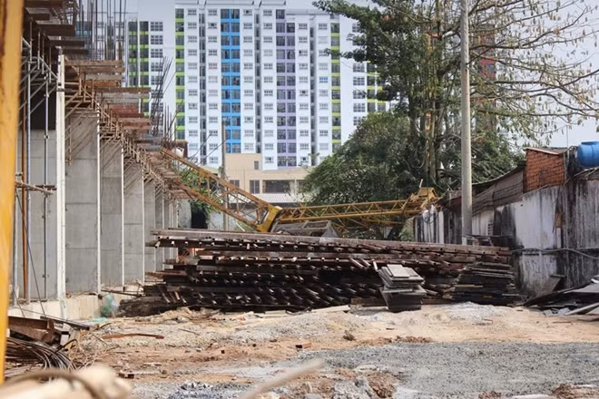 Hiện trường vụ sập tay cẩu