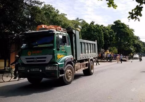 Chiếc xe tải liên quan tới vụ tai nạn.