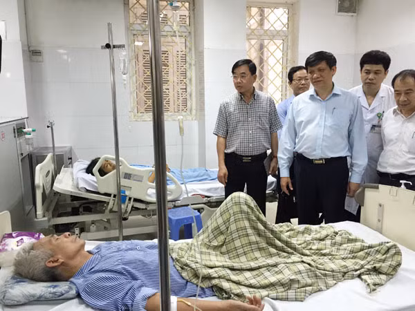 Kiểm tra công tác phòng, chống MERS-CoV.