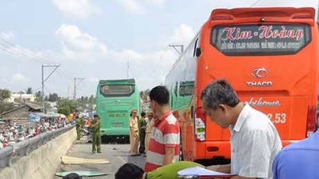 Tăng cường sử dụng thông tin từ cơ sở dữ liệu thiết bị giám sát hành trình xe ô tô 