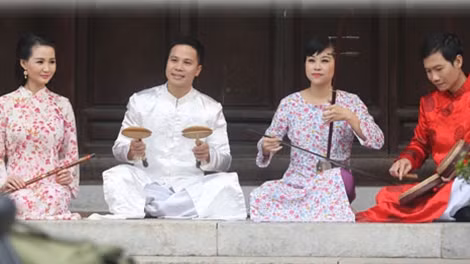 Nhóm Xẩm Hà Thành.