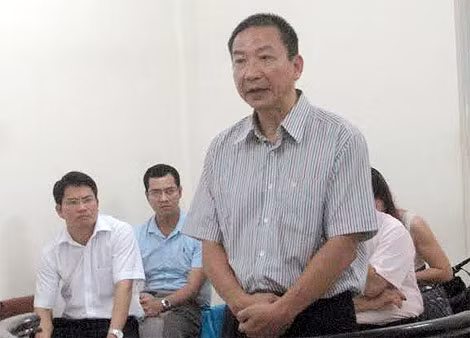 Bị cáo Long tại phiên xử.