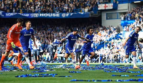 Chelsea vô địch sớm 3 vòng. Ảnh: Reuters.