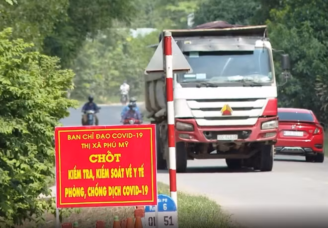 Tỉnh BR-VT yêu cầu người ngoại tỉnh phải phải trình giấy chứng nhận xét nghiệm âm tính COVID-19 trong vòng 5 ngày hoặc có kết quả xét nghiệm nhanh COVID-19 âm tính mới được vào địa phương (thực hiện từ 1/7).