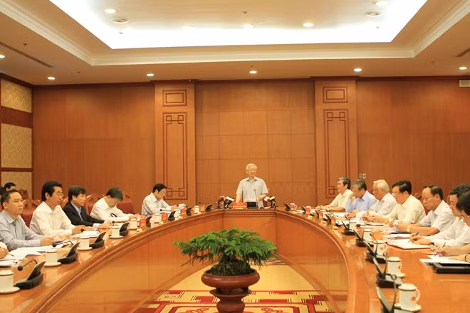 Tổng Bí thư Nguyễn Phú Trọng chỉ đạo tại cuộc họp