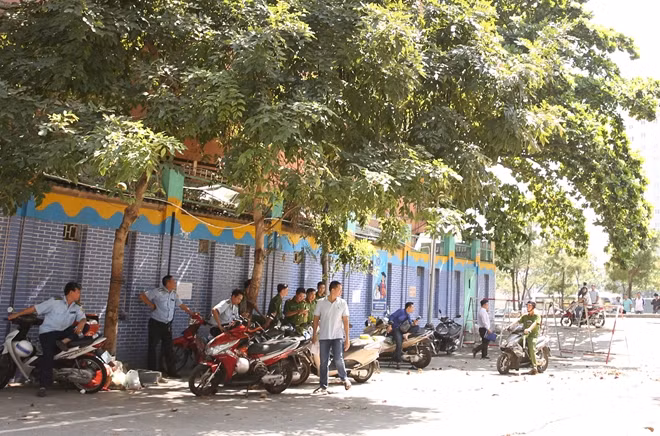 Công an quận 1 làm nhiệm vụ đảm bảo an ninh trật tự