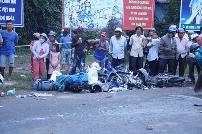 Đa phần các phương tiện bị biến dạng
