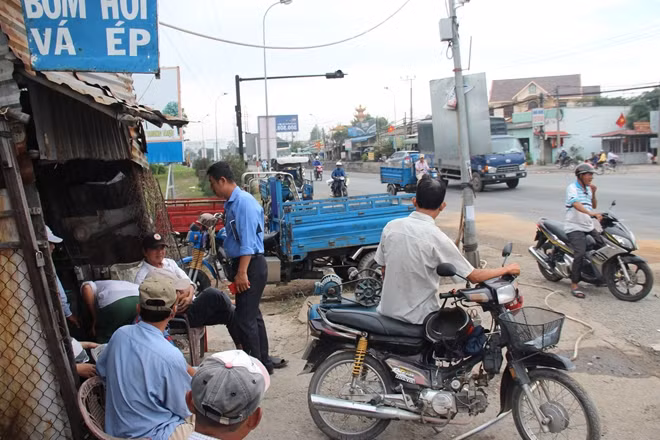 Người dân chưa hết bàng hoàng sau vụ tai nạn