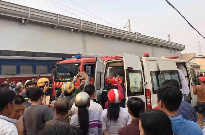 Nạn nhân được chuyển vào bệnh viện