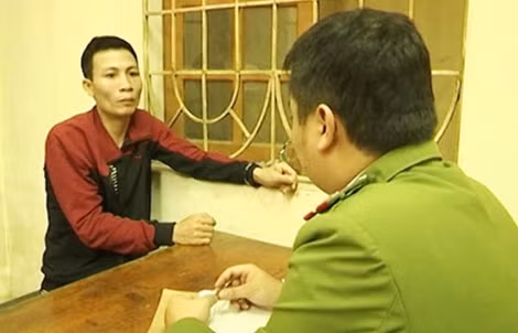 Nguyễn Văn Tuyên tại cơ quan Công an.