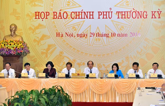 Toàn cảnh buổi họp báo