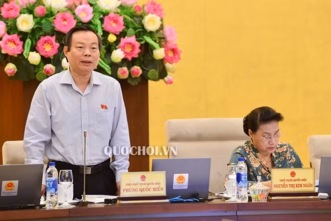 Phó Chủ tịch Quốc hội Phùng Quốc Hiển