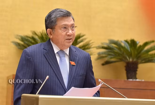 Chủ nhiệm Uỷ ban Đối ngoại Nguyễn Văn Giàu