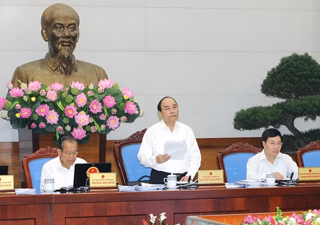 Thủ tướng Nguyễn Xuân Phúc chủ trì phiên họp
