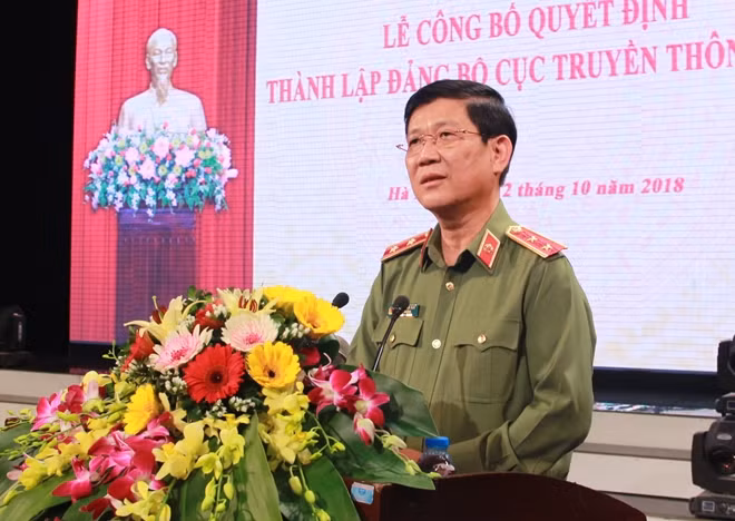 Trung tướng Nguyễn Văn Sơn, Uỷ viên Đảng uỷ Công an Trung ương, Thứ trưởng Bộ Công an phát biểu chỉ đạo tại buổi lễ