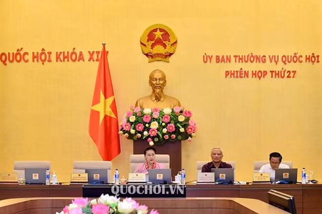 Toàn cảnh phiên họp